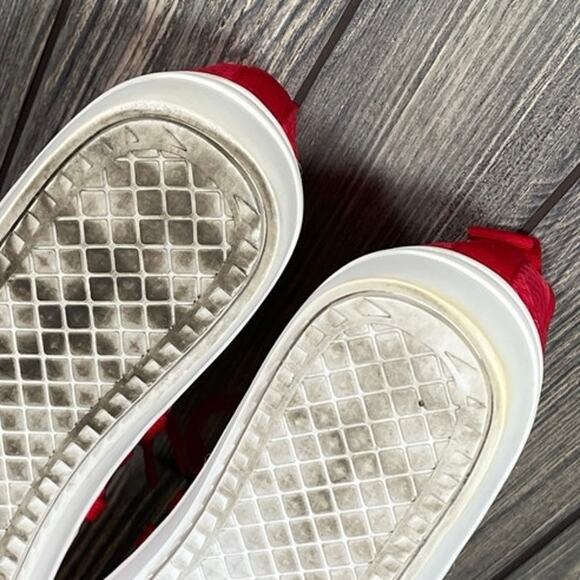 Steve Madden Lancer Red Fashion Sneakers Women 10 Casual Streetwear Lifestyle - Picture 8 of 10